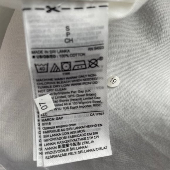 Gap Fitted Boyfriend Shirt - Picture 5 of 5